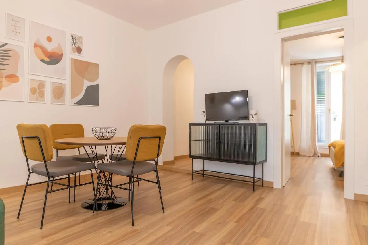 NicolHouse - Appartamento nel centro storico di Palermo 0*,  Italia